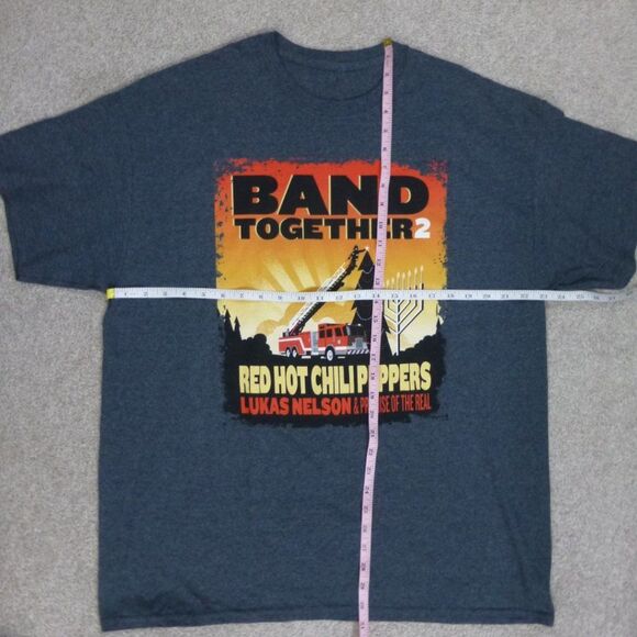 Red Hot Chili Peppers Band Together North Bay Fire Relief Benefit Concert - Picture 5 of 7